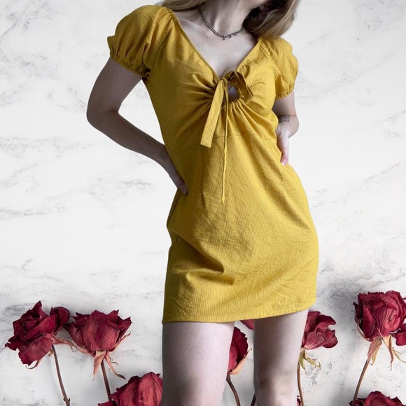 DAZIE sunny mustard yellow dress, size 12 - Picture 2 of 4